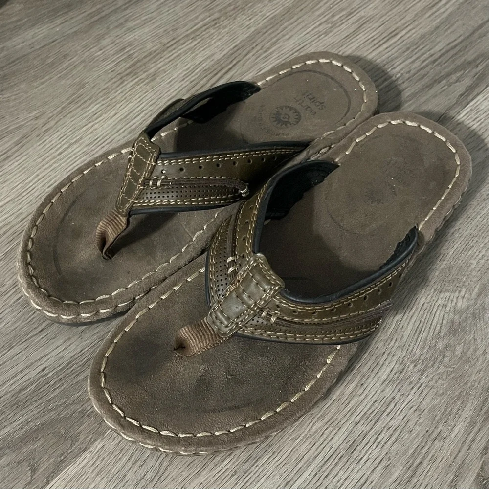 Earth Spirit Mens Cushioned Leather Flip Flop Thong Size 7